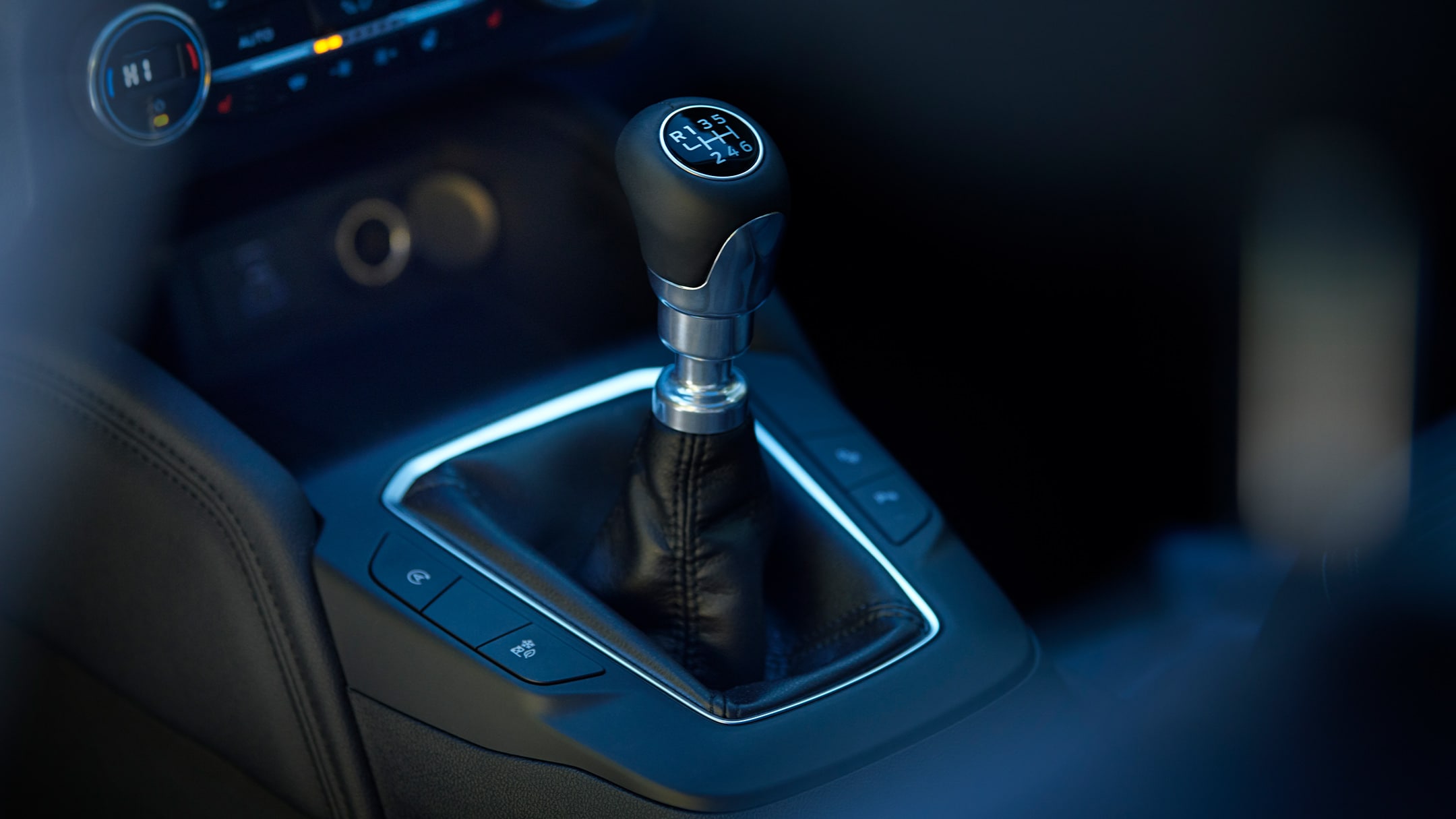 Ford Kuga - Caractéristiques | Ford FR